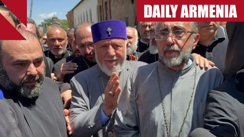 Tensions high as law enforcement raids Etchmiadzin Cathedral