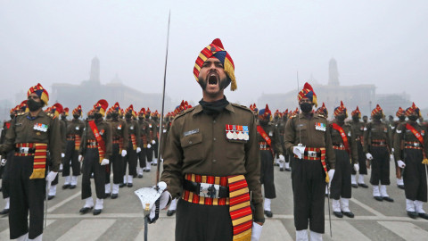 India offers Armenia weapons with no political conditions, military experts say