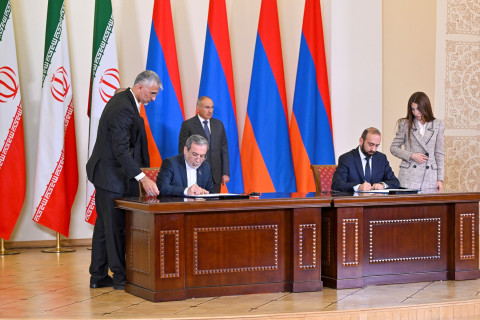 Հայաստանն ու Իրանը համատեղ 10 հուշագիր են ստորագրել