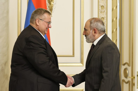 Փաշինյանը կգնա Մոսկվա, Օվերչուկը հաջորդ շաբաթ կգա Երևան