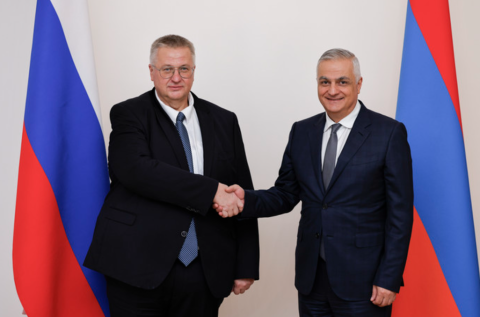Մհեր Գրիգորյանը և Ալեքսեյ Օվերչուկը կարևորել են տարածաշրջանային հաղորդակցությունների ապաշրջափակումը