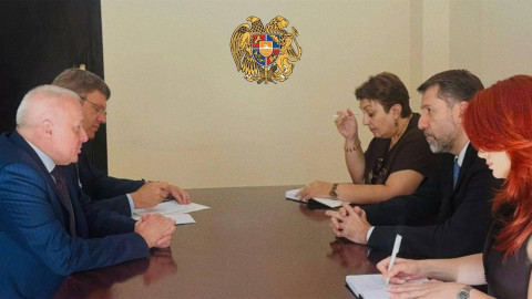 Կարեն Անդրեասյանն ընդունել է Ռուսաստանի դեսպանին