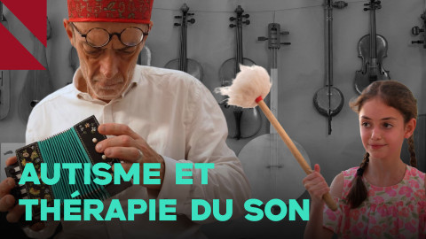 Dans l’école sauvage de Kamil, où le présent devient musique
