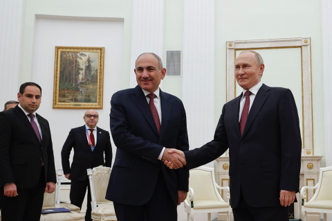Մեր հարաբերությունները լավ են զարգանում. Պուտինը՝ Փաշինյանին
