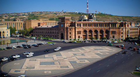 Եթե կառավարությունը սկսի ավելի շատ ծախսել, ԿԲ-ն կփոխի քաղաքականությունը. Մարտին Գալստյան
