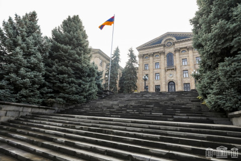 «ՔՊ»-ի նիստը և բոյկոտող ընդդիմությունը. ԱԺ-ն քննարկում է Վաշինգտոնյան հռչակագիրը 