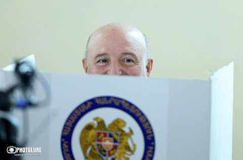 Gyumri mayor detained on bribery charges 