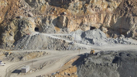 Ախթալայի կոմբինատի աշխատողները վեց օր է` գործադուլ են անում