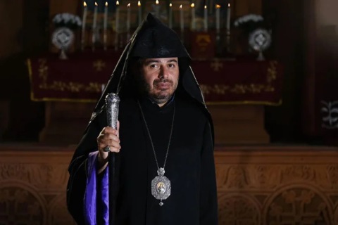Bishop Gevorg Saroyan files lawsuit against Etchmiadzin