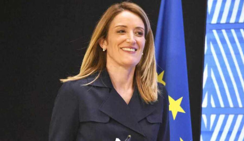 Գրենլանդիան չի վաճառվում․ Ռոբերտա Մեցոլա