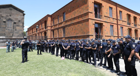Lawyers question rapid court action against Armenian clergy