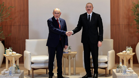 Pashinyan, Aliyev agree to expand trade talks