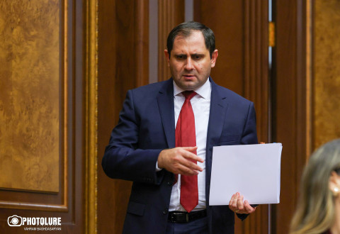 Armenia's defense minister says army cannot have “dual subordination” after chaplaincy overhaul
