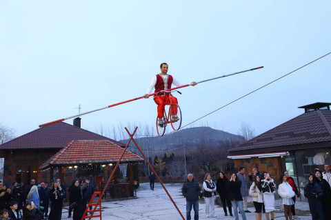 Armenia’s fading tightrope walking tradition survives through family lines