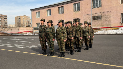 Կանանց գումարտակի հրամանատարը
