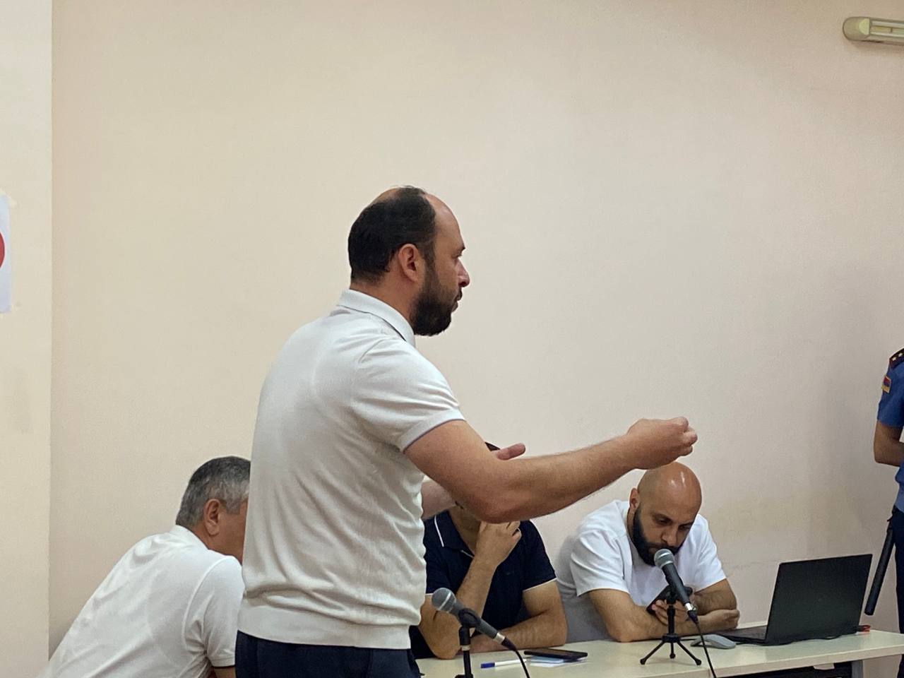 Ամբաստանյալ Արթուր Օհանյանը հունիսի 22-ի նիստի ժամանակ