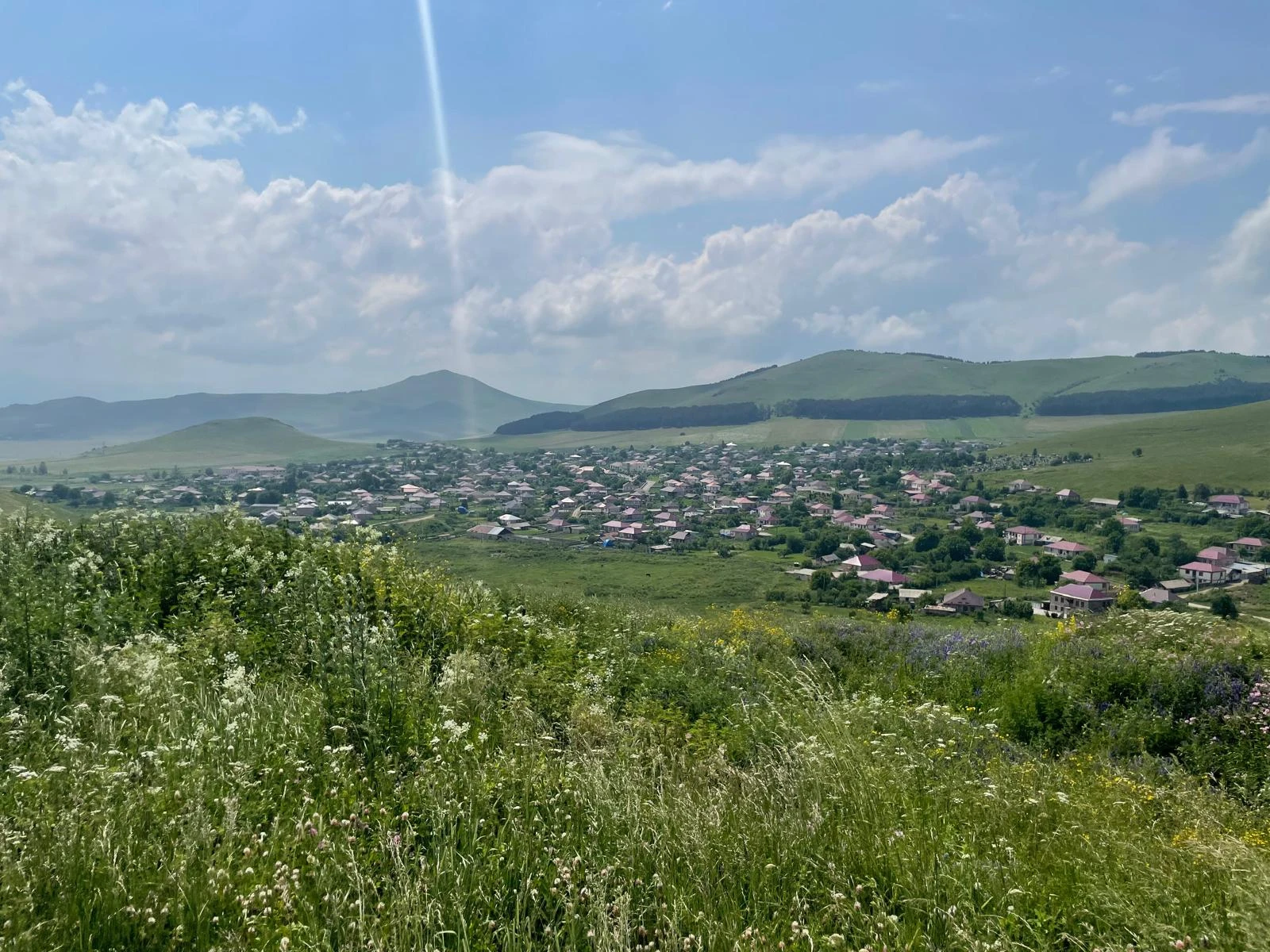 A view overlooking the village of Lernahovit.