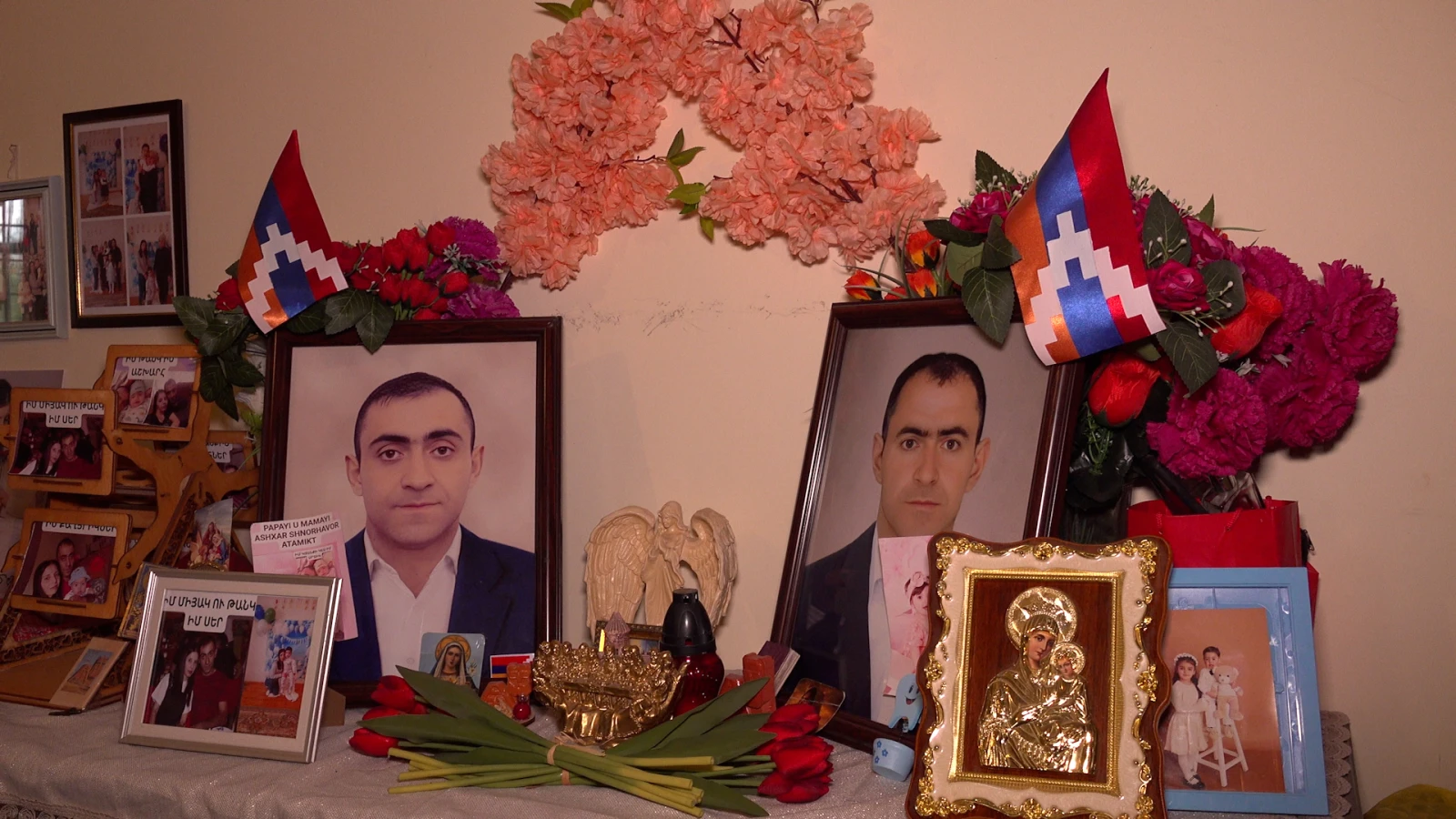 Երկու եղբայրների անկյունը՝ նրանց ընտանիքում