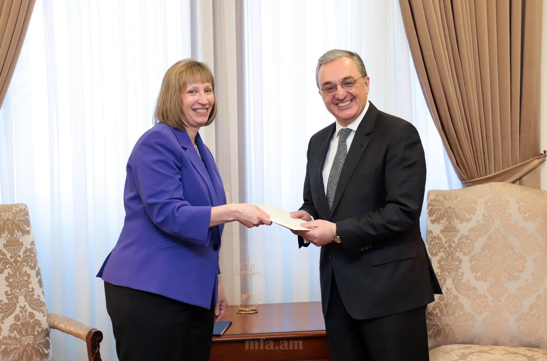 Armenia’s Foreign Minister Meets With New US Ambassador